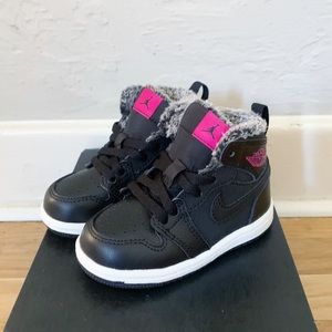 NEW Jordan Air Toddler Girl Size 5